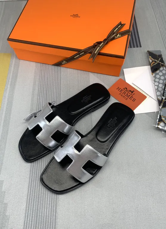 Hermes Shoe 